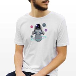 Astronauta Illusionista t-shirt personalizzata uomo digitalshirt bianca