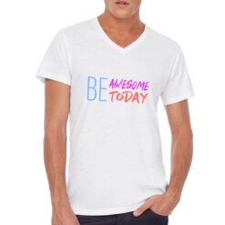 Be Awersome t-shirt scollo a v personalizzata uomo digitalshirt bianca