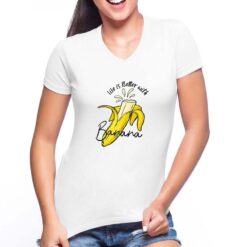 Better With Banana t-shirt scollo a v personalizzata donna digitalshirt bianca
