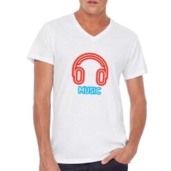 Cuffie Neon t-shirt scollo a v personalizzata uomo digitalshirt bianca