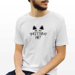 Kitten Me? t-shirt personalizzata uomo digitalshirt bianca
