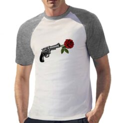 Pistola con Rosa t-shirt bicolor personalizzata uomo digitalshirt grigia
