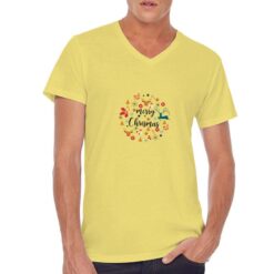 Maglietta scollo a V da uomo con maniche colore Giallo stampata in digitale con grafica Natale cerchio da Digitalshirt