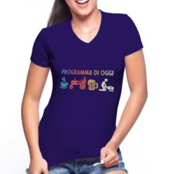 Maglietta scollo a V da donna colore Viola stampata in digitale con grafica Programma del giorno da Digitalshirt